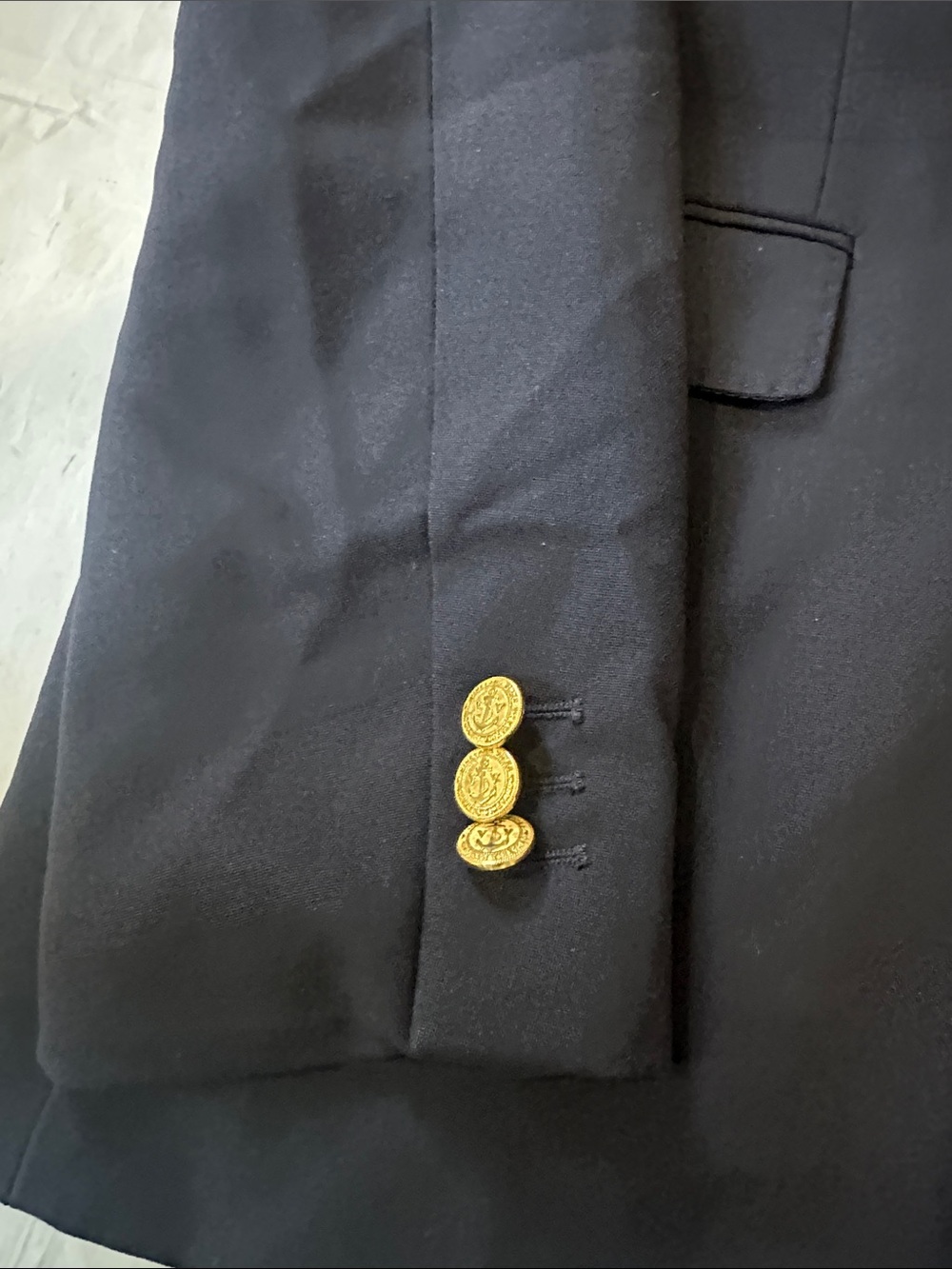 Vineyard Vines Navy Boys Blazer with Gold Buttons size 18 - Picture 9 of 11